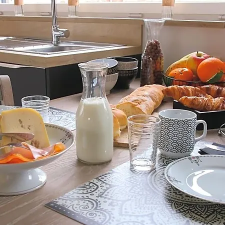Bed and Breakfast La Petite Maison Dans La Cour