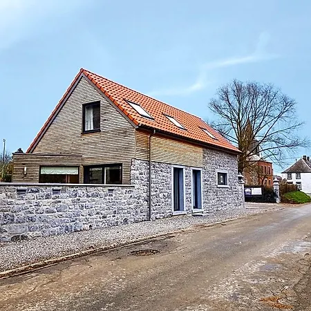 La Petite Maison Dans La Cour 3*